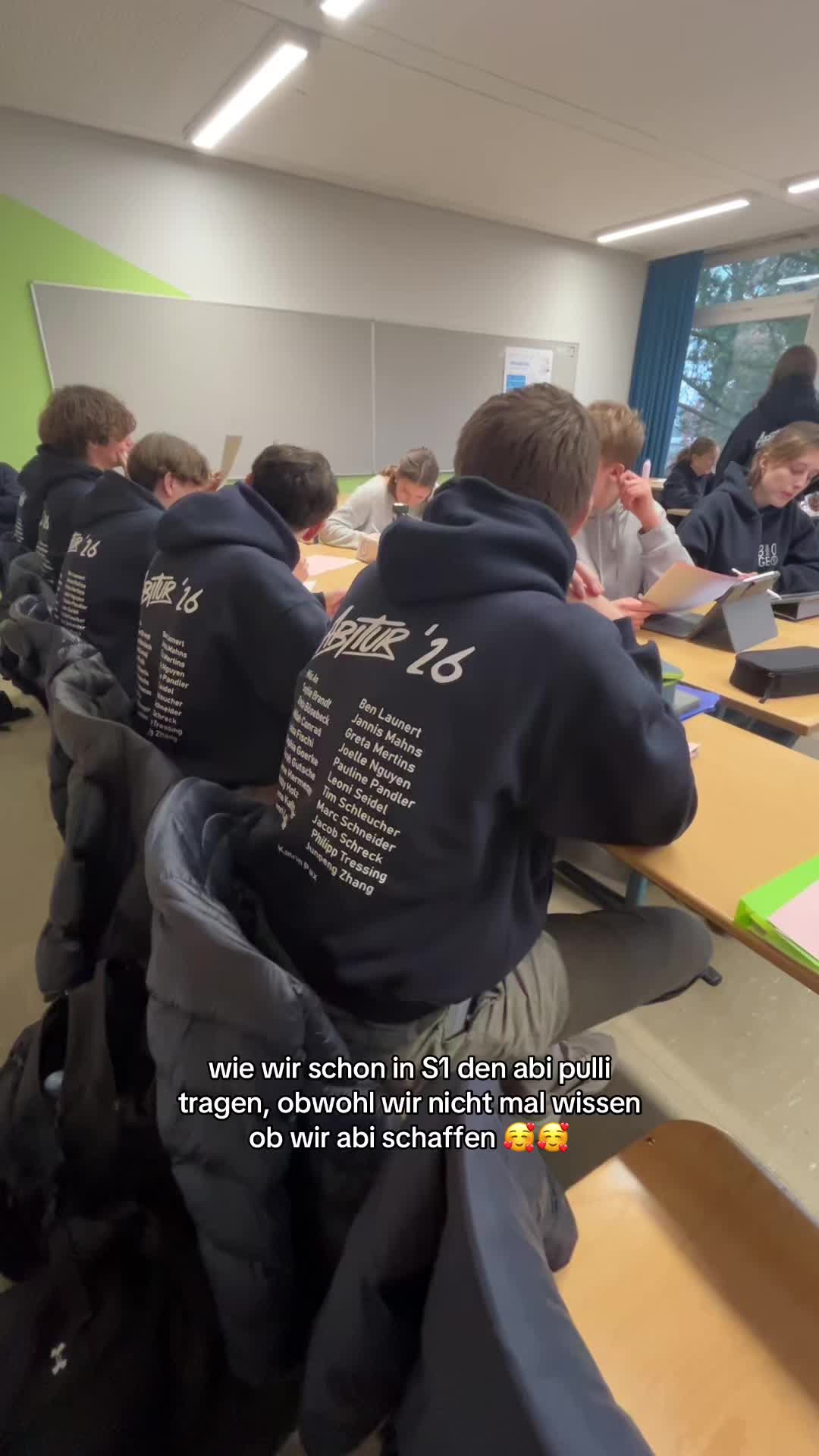 POV: Abipulli vor dem Abi